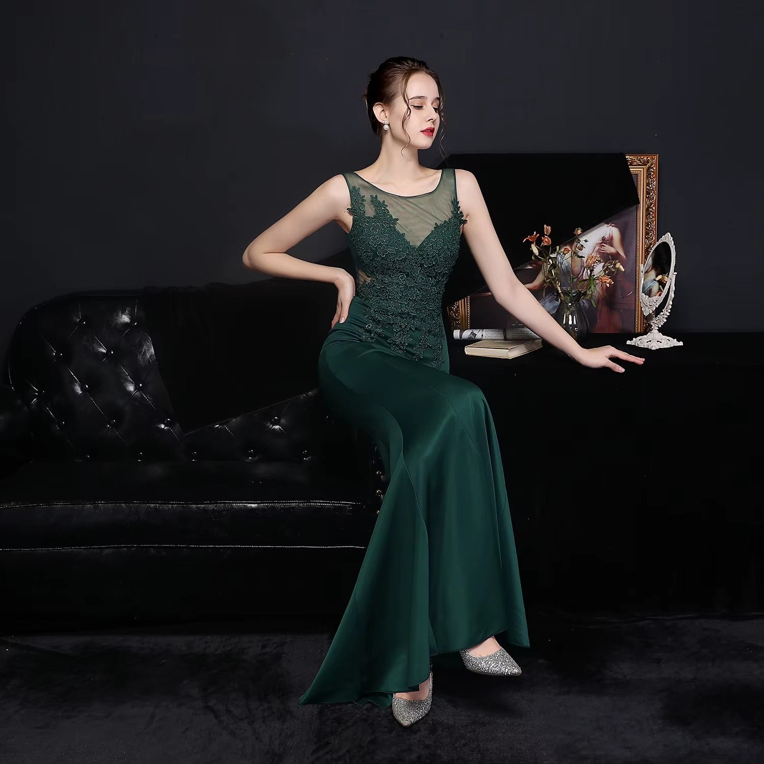 Vestido de noche burdeos — Emma Velázquez