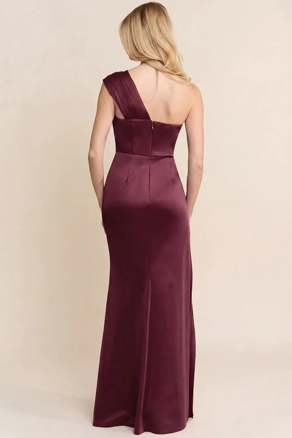 Vestido De Noche Largo Asimétrico Con Plisado Lateral | Modelo 1046