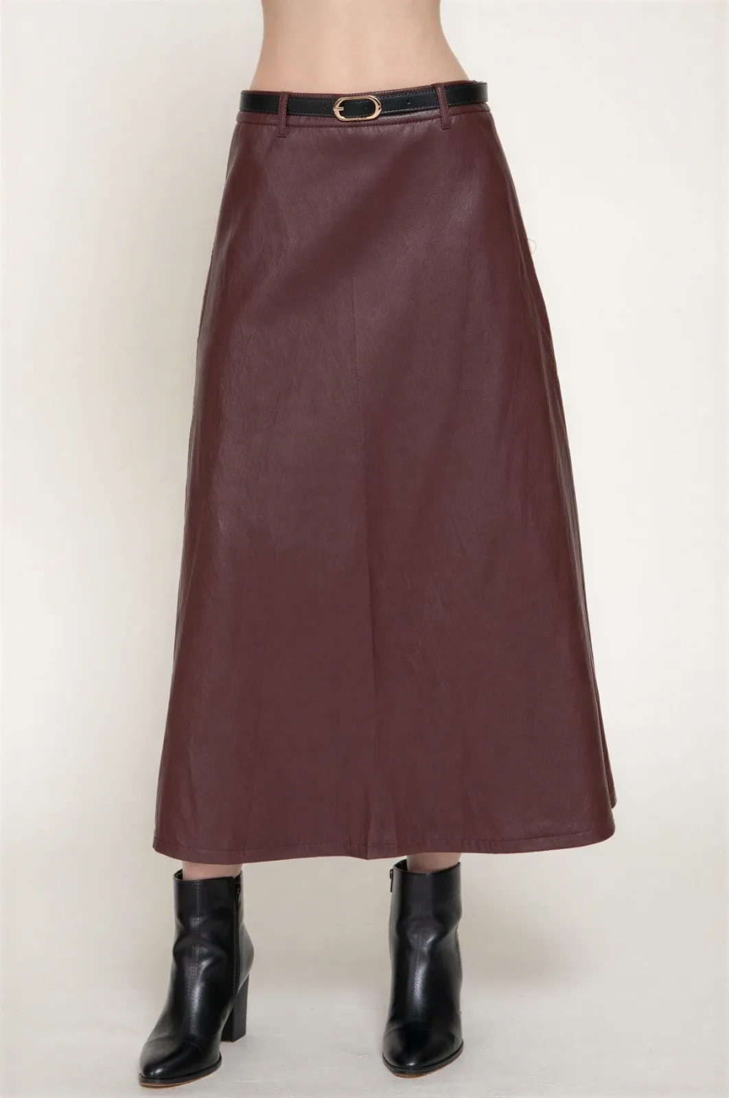 Falda Maxi De Efecto Piel Vino Tinto Con Cinturón Para Dama – Modelo S15407