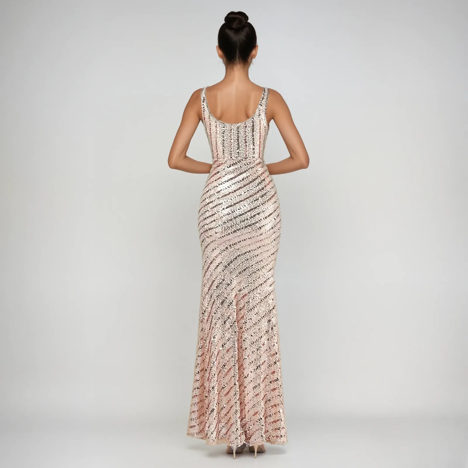 Vestido Largo De Noche De Lentejuelas Con Patrón Diagonal, Escote V Y Abertura En Pierna - Modelo EV702 — vista 2